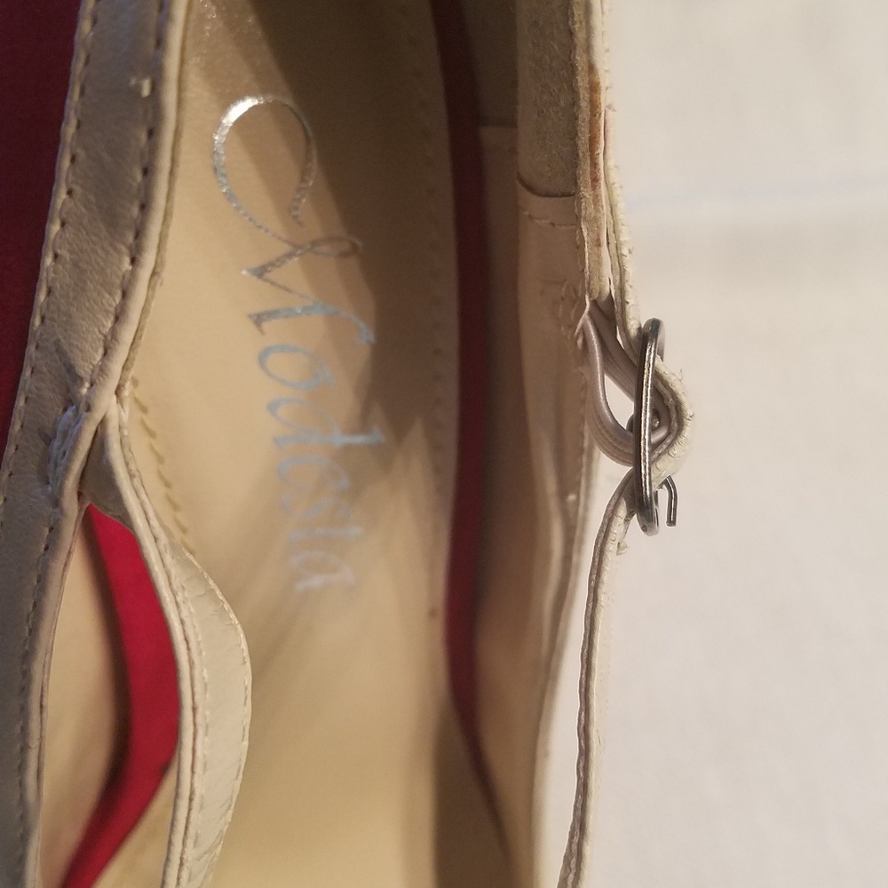 Modesta Vintage style Mary Janes - Picture 7 of 8